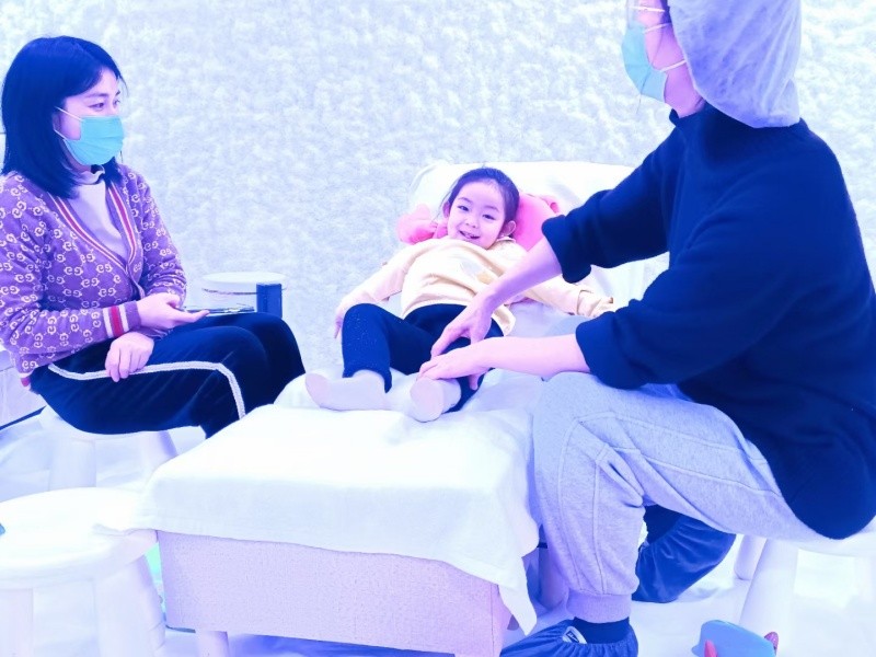 北京国医堂盐风推拿小屋